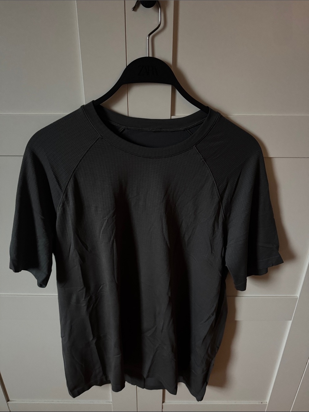 Lululemon Men's Grey Short-Sleeve Performance Tee